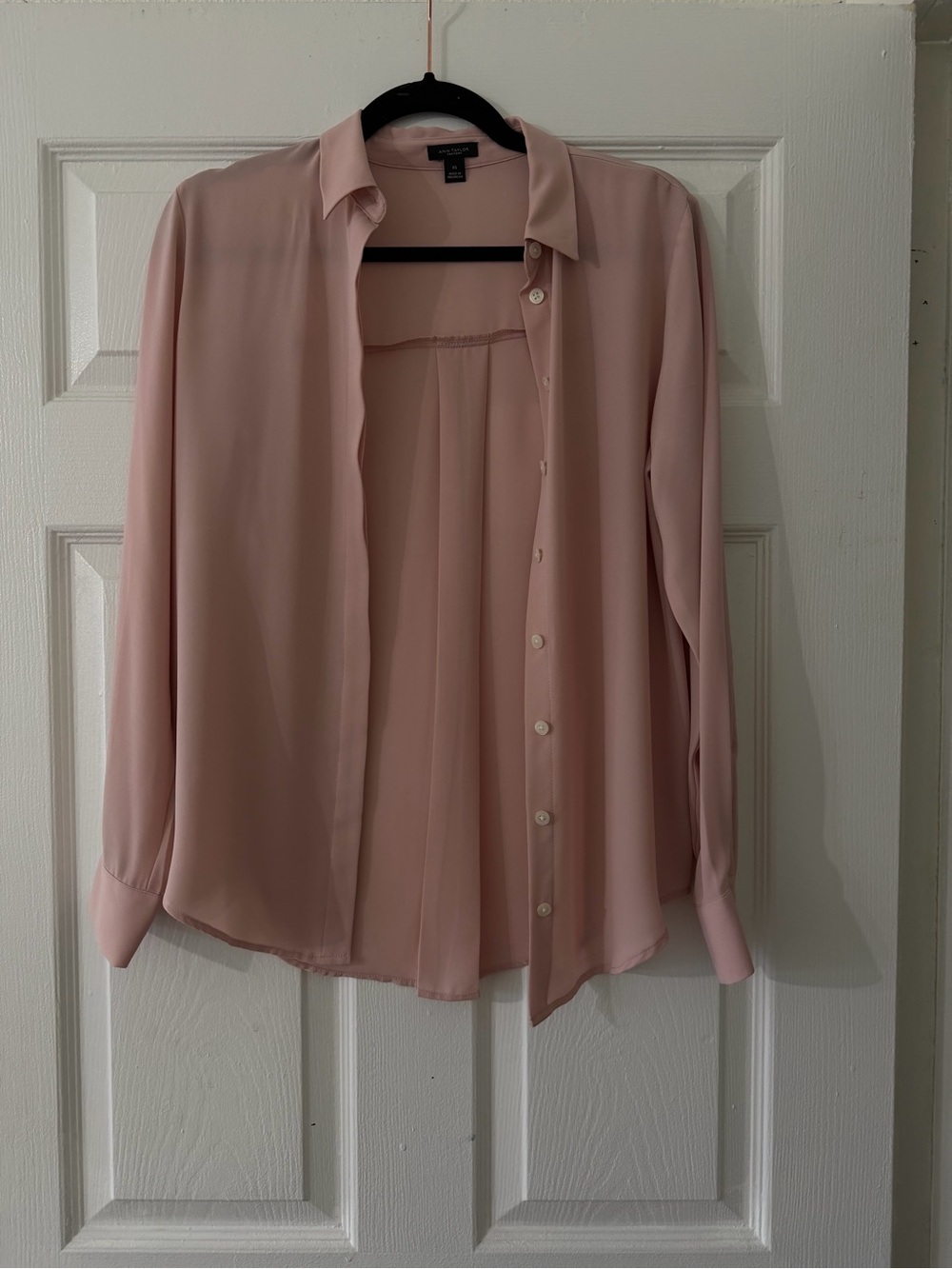Ann Taylor Blush Pink Long-Sleeve Button-Down Shirt